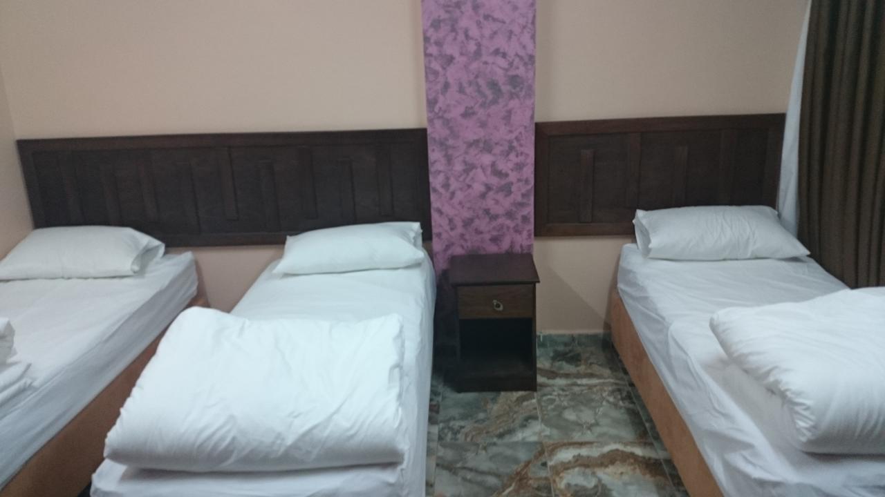 Sea Beach Hotel Aqaba Exteriör bild