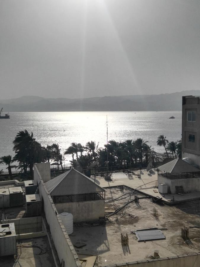 Sea Beach Hotel Aqaba Exteriör bild