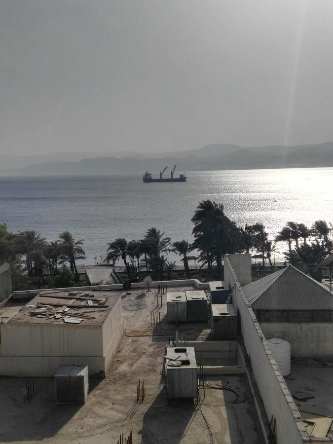 Sea Beach Hotel Aqaba Exteriör bild